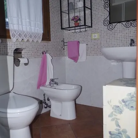 Oda ve Kahvaltı Le Villette *